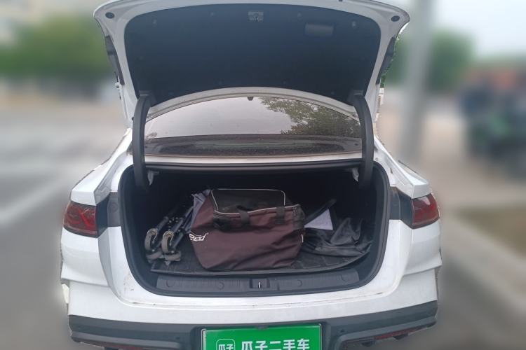 Used BYD Qin L 2025 DM-i Smart Drive 80KM Leading Model Trunk