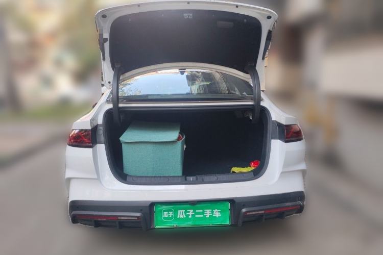 Used BYD Qin L 2025 DM-i Smart Drive 80KM Leading Model Trunk
