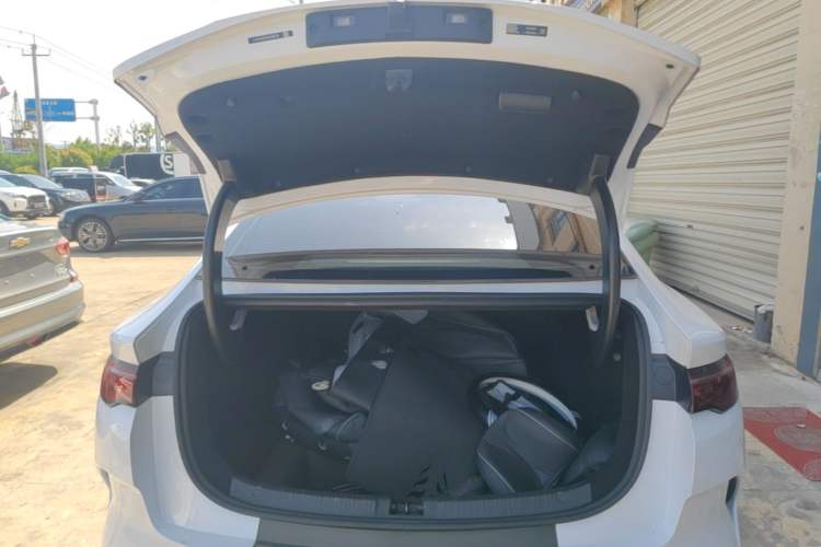 Used BYD Qin L 2025 EV 470KM Leading Edition Trunk