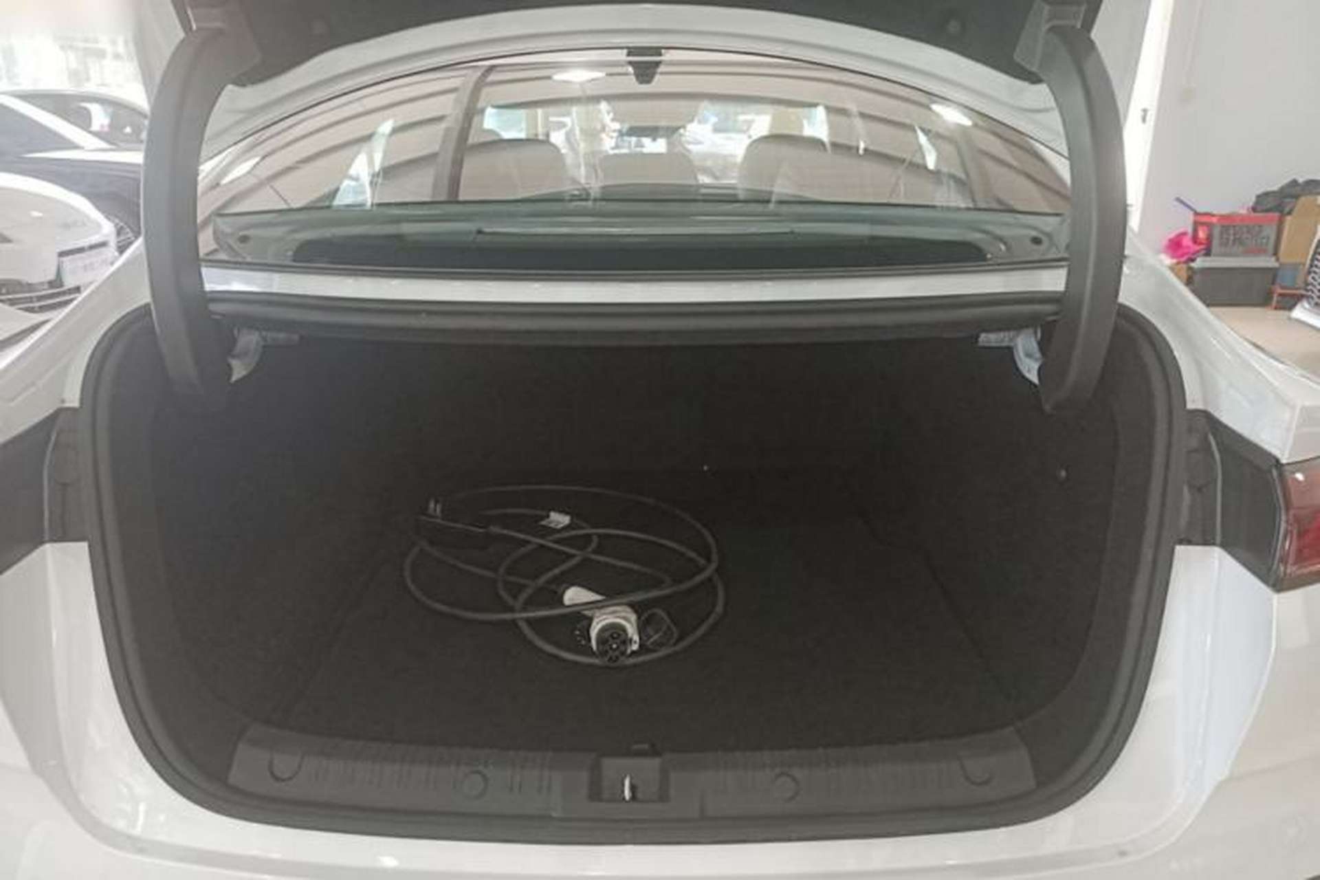 Used BYD Qin L 2025 DM-i Smart Drive 120KM Superior Model Trunk