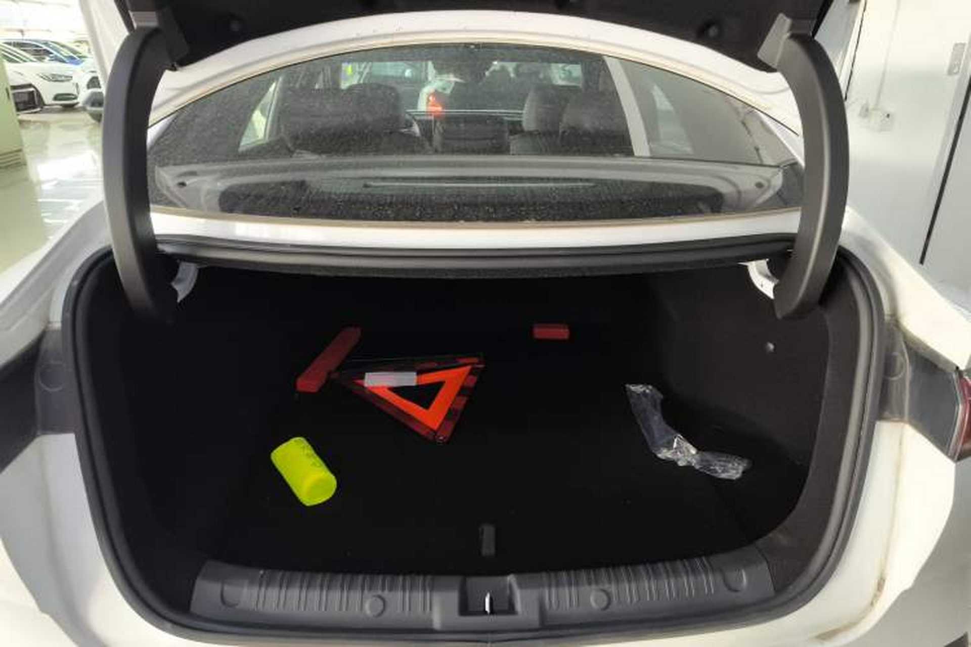 Used BYD Qin L 2025 DM-i Smart Drive 120KM Superior Model Trunk