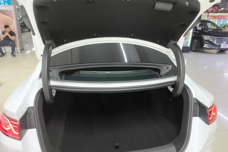 Used BYD Qin L 2025 DM-i Smart Drive 120KM Leading Model Trunk