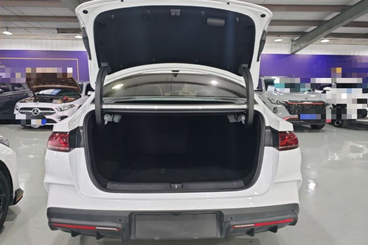 Used BYD Qin L 2025 DM-i Smart Drive 80KM Leading Model Trunk