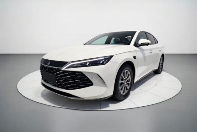Used BYD Qin L 2025 DM-i Smart Drive 80KM Leading Model