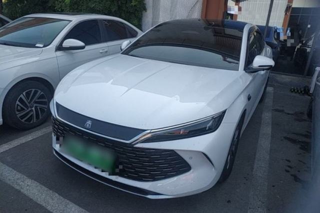 Used BYD Qin L 2025 DM-i Smart Drive 80KM Leading Model