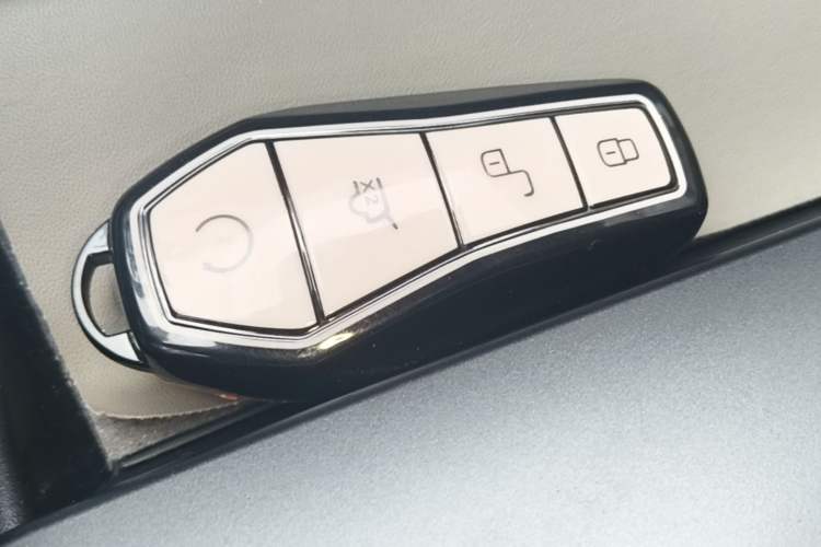 Used BYD Qin L 2025 EV 545KM Excellence Edition Vehicle Key