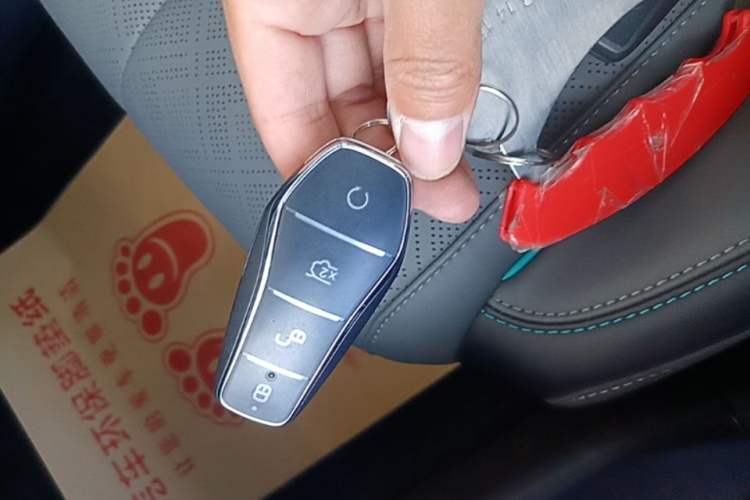 Used BYD Qin L 2025 EV 545KM Excellence Edition Vehicle Key