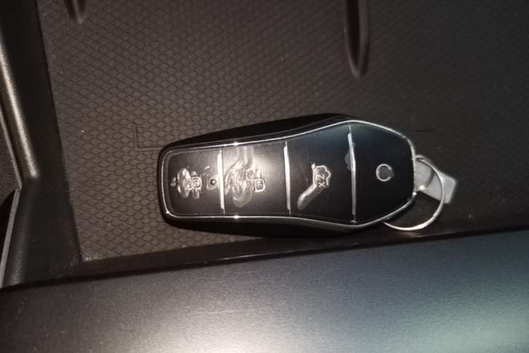 Used BYD Qin L 2025 EV 470KM Leading Edition Vehicle Key