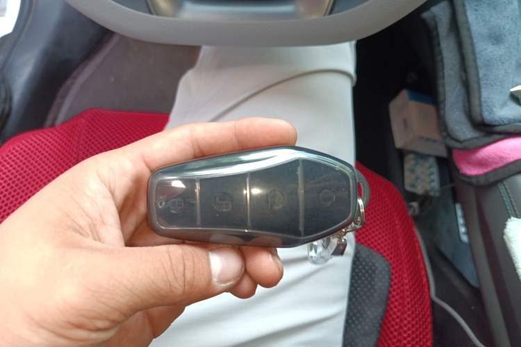 Used BYD Qin L 2025 DM-i Smart Drive 120KM Leading Model Vehicle Key