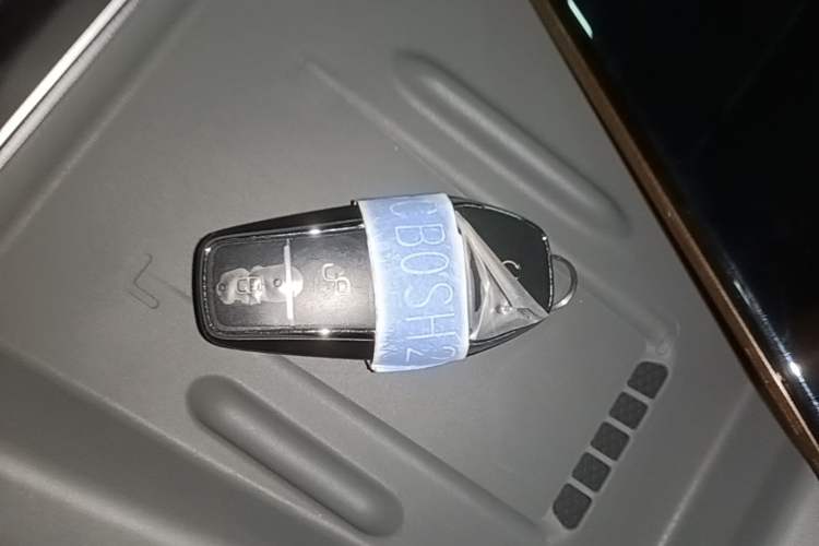 Used BYD Qin L 2025 EV 470KM Leading Edition Vehicle Key