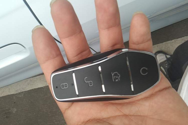 Used BYD Qin L 2025 EV 545KM Cloud Suspension Edition Vehicle Key