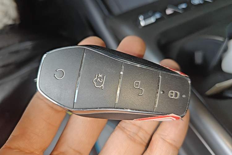 Used BYD Qin L 2025 EV 545KM Cloud Suspension Edition Vehicle Key