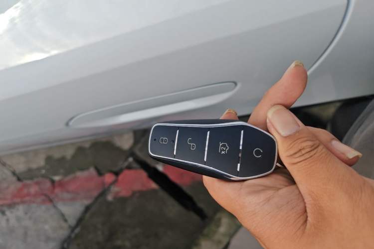 Used BYD Qin L 2025 EV 545KM Beyond Version Vehicle Key
