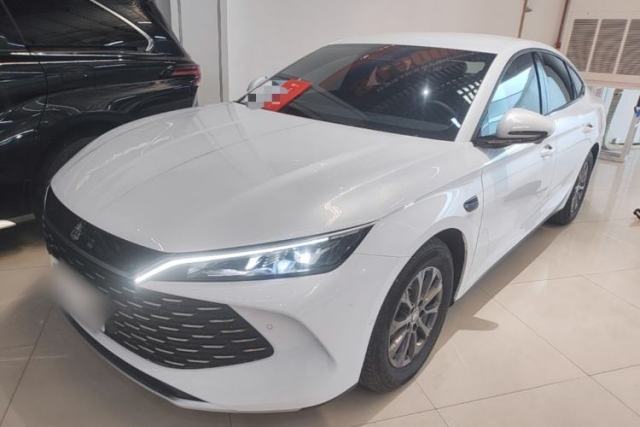 Used BYD Qin L 2025 DM-i Smart Drive 80KM Leading Model