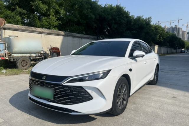 Used BYD Qin L 2025 DM-i Smart Drive 80KM Leading Model