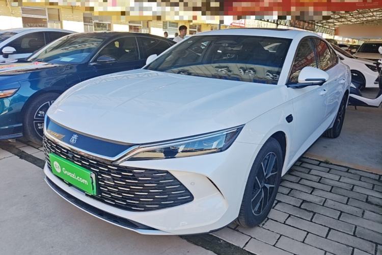 BYD Qin L 2025 DM-i Smart Drive 120KM Superior Model