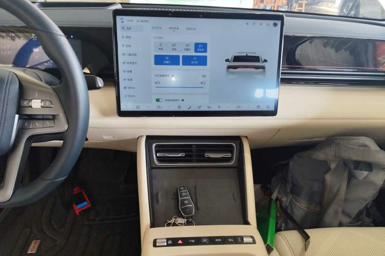 Used BYD Qin L 2025 EV 545KM Excellence Edition Audio And AC Panel