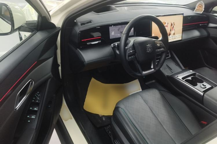 Used BYD Qin L 2025 EV 545KM Excellence Edition Driver Seat