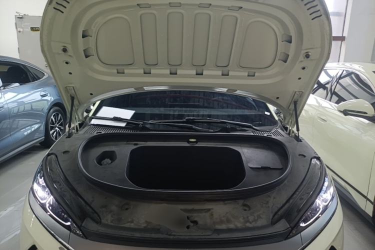 Used BYD Qin L 2025 EV 545KM Beyond Version Engine Bay