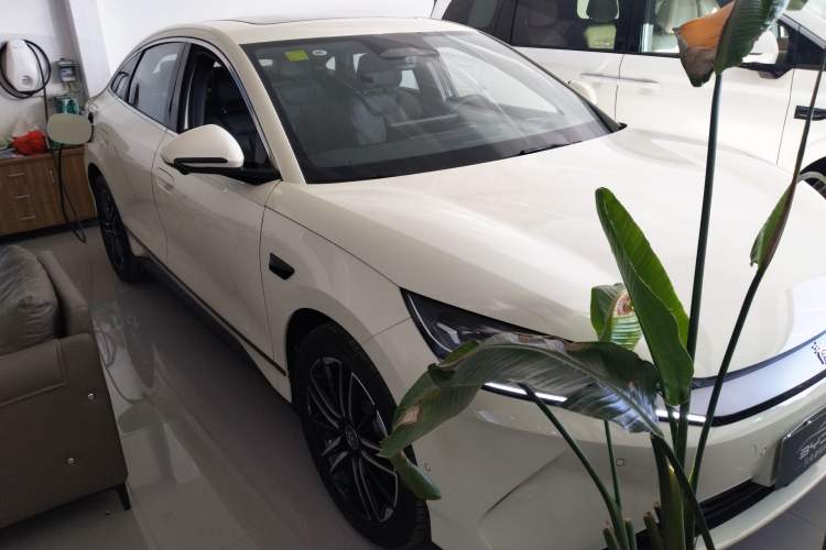Used BYD Qin L 2025 EV 545KM Cloud Suspension Edition Exterior 2