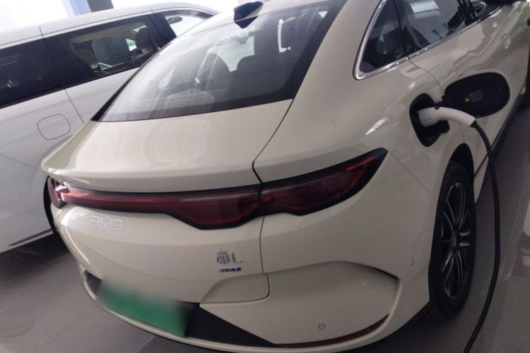 Used BYD Qin L 2025 EV 545KM Cloud Suspension Edition Exterior 4