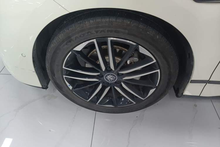 Used BYD Qin L 2025 EV 545KM Excellence Edition Exterior 4