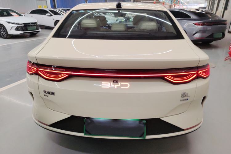 Used BYD Qin L 2025 EV 545KM Excellence Edition Exterior 4