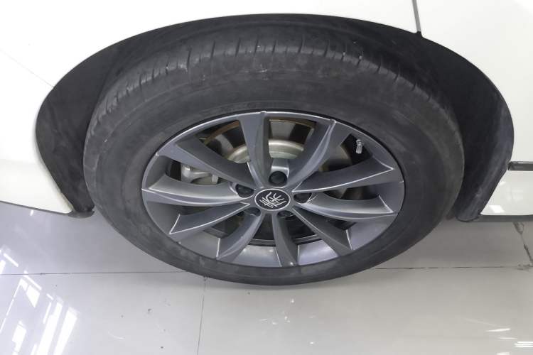 Used BYD Qin L 2025 EV 470KM Leading Edition Exterior 5