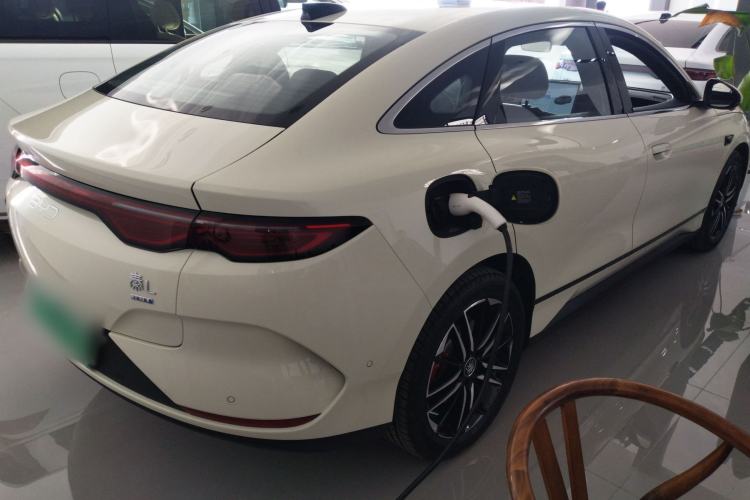 Used BYD Qin L 2025 EV 545KM Cloud Suspension Edition Exterior 5