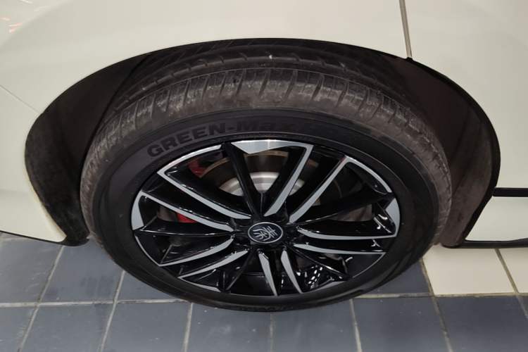 Used BYD Qin L 2025 EV 545KM Cloud Suspension Edition Exterior 5