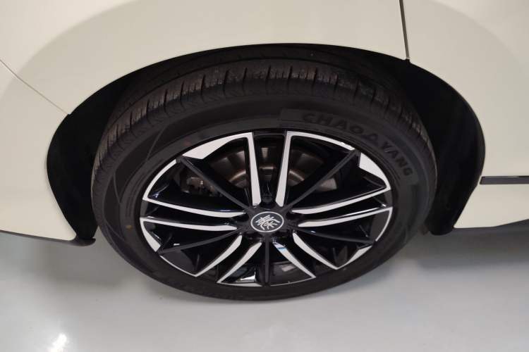 Used BYD Qin L 2025 EV 545KM Excellence Edition Exterior 8