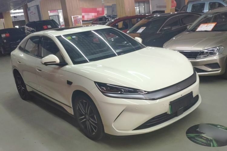 Used BYD Qin L 2025 EV 545KM Cloud Suspension Edition Front Right 45 Deg