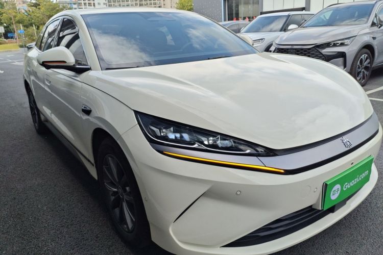 Used BYD Qin L 2025 EV 545KM Beyond Version Front Right 45 Deg