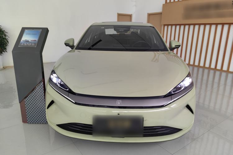 Used BYD Qin L 2025 EV 545KM Beyond Version Front