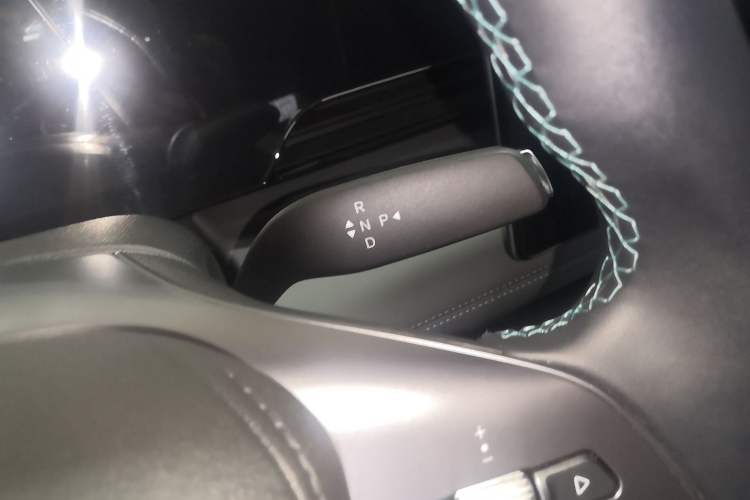 Used BYD Qin L 2025 EV 470KM Leading Edition Gear Lever