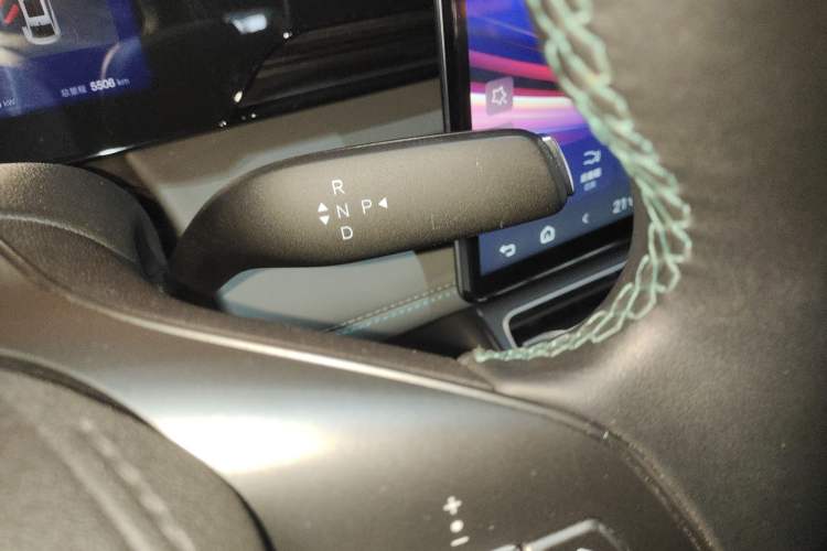 Used BYD Qin L 2025 EV 545KM Excellence Edition Gear Lever