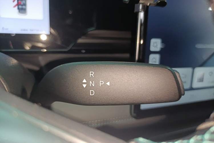 Used BYD Qin L 2025 EV 545KM Excellence Edition Gear Lever