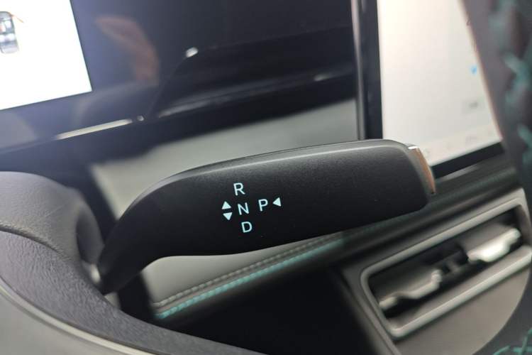 Used BYD Qin L 2025 EV 545KM Beyond Version Gear Lever