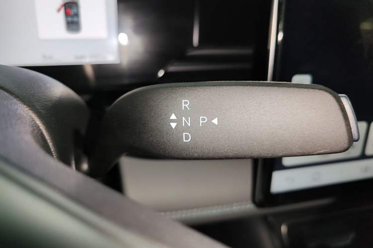Used BYD Qin L 2025 EV 545KM Cloud Suspension Edition Gear Lever