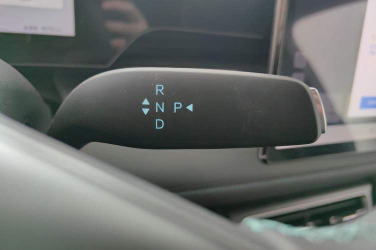 Used BYD Qin L 2025 EV 545KM Beyond Version Gear Lever