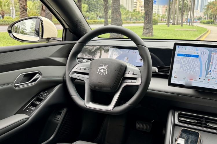 Used BYD Qin L 2025 EV 545KM Beyond Version Interior 3