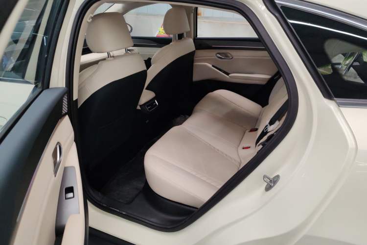 Used BYD Qin L 2025 EV 545KM Excellence Edition Interior 4