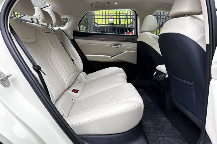 Used BYD Qin L 2025 EV 545KM Excellence Edition Interior 5