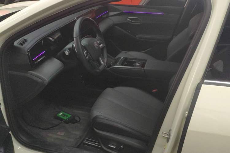 Used BYD Qin L 2025 EV 545KM Cloud Suspension Edition Left Front Seat