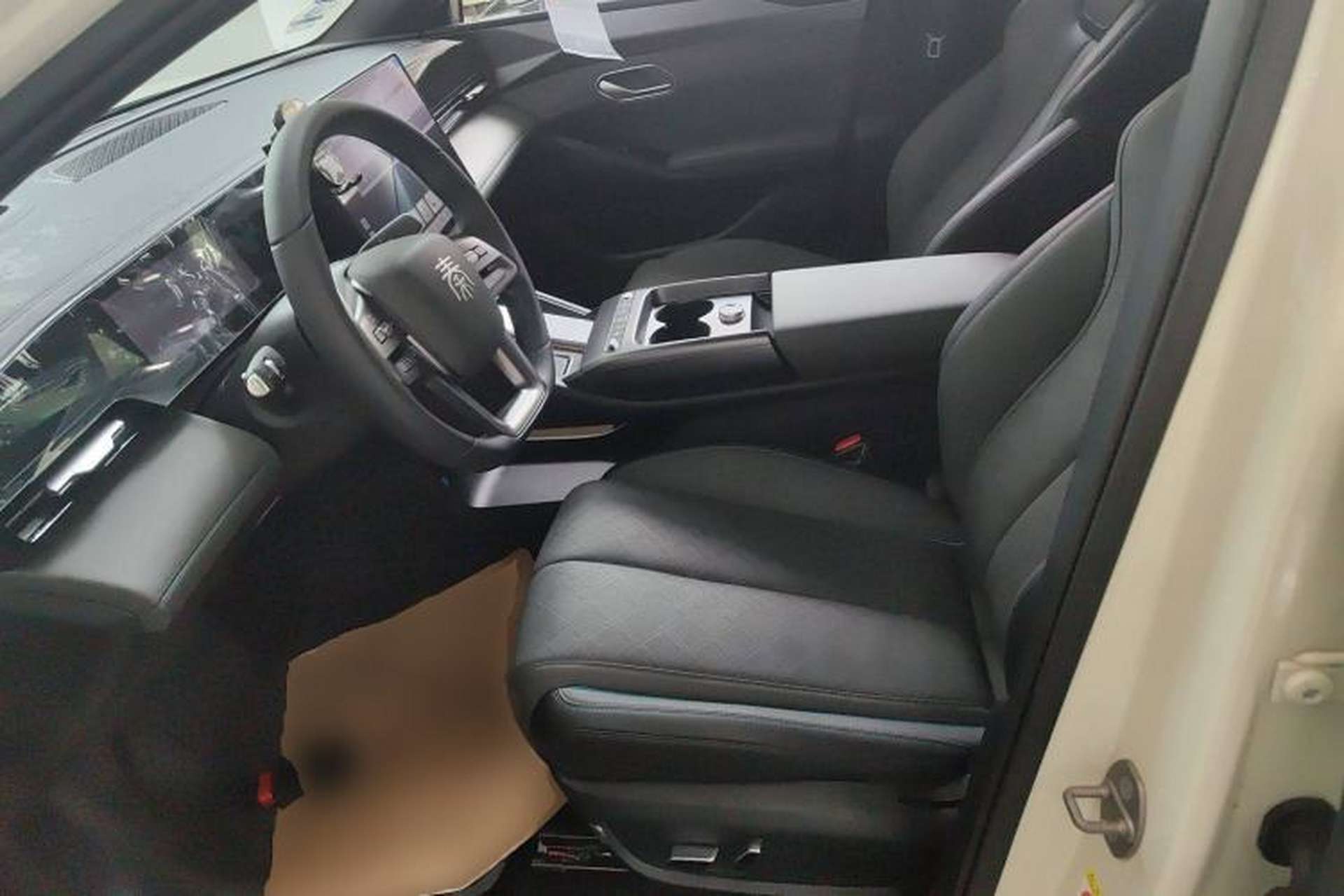 Used BYD Qin L 2025 EV 545KM Excellence Edition Left Front Seat
