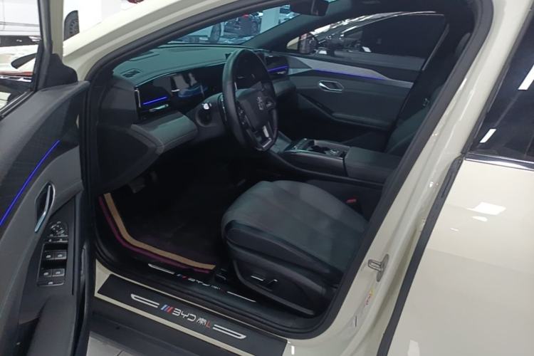 Used BYD Qin L 2025 EV 545KM Excellence Edition Left Front Seat