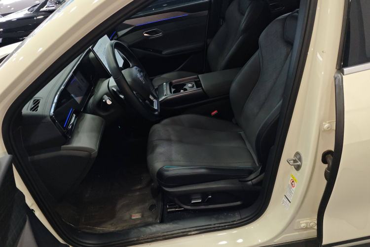 Used BYD Qin L 2025 EV 545KM Excellence Edition Left Front Seat