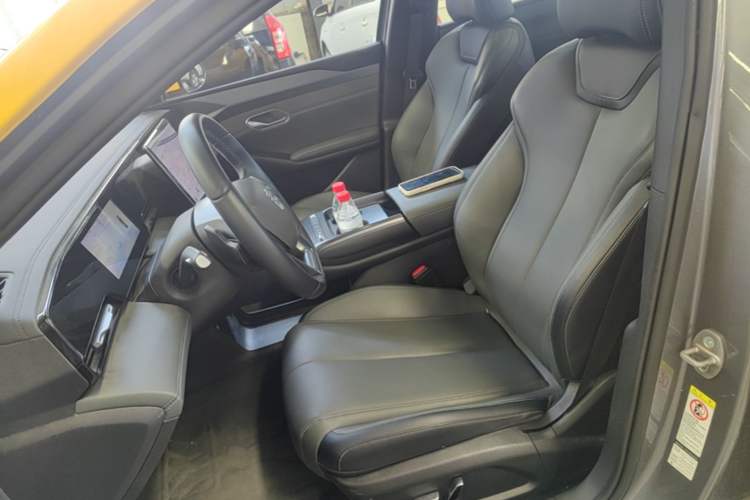 Used BYD Qin L 2025 EV 545KM Beyond Version Left Front Seat