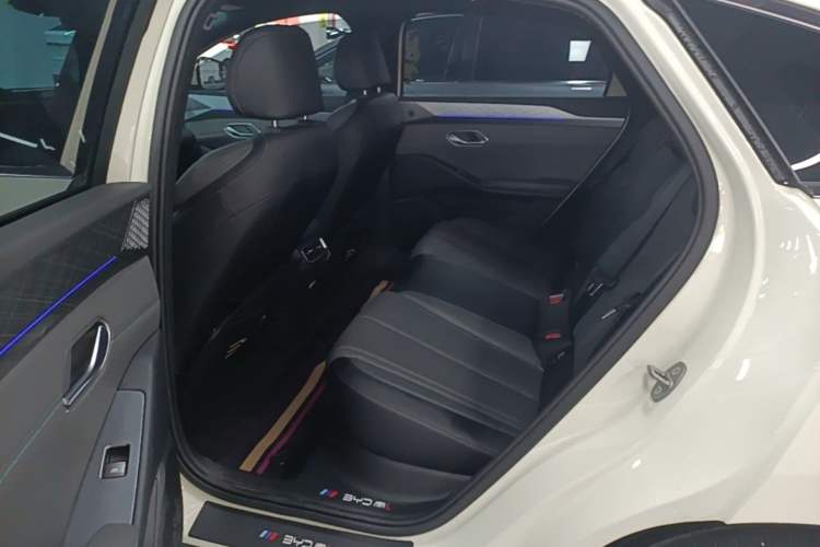 Used BYD Qin L 2025 EV 545KM Excellence Edition Left Rear Seat