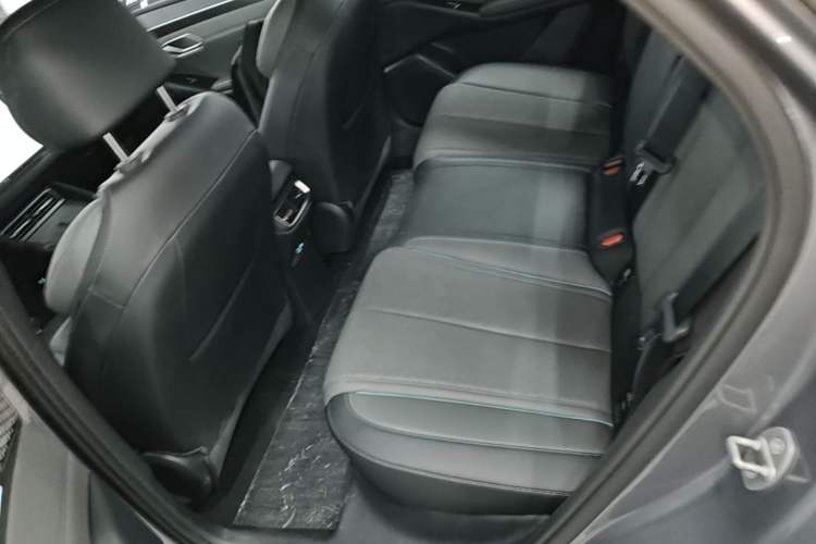 Used BYD Qin L 2025 EV 545KM Beyond Version Left Rear Seat